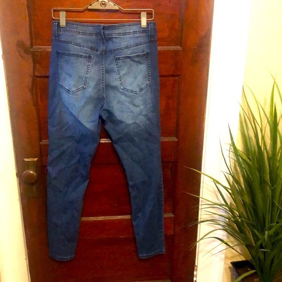 NoBo Jeans - Picture 2 of 3